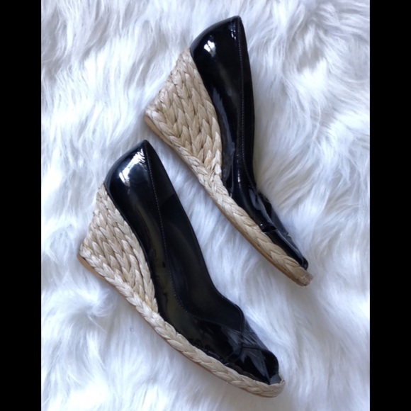 Stuart Weitzman Size 9N Patent Leather Wedges - Picture 2 of 7